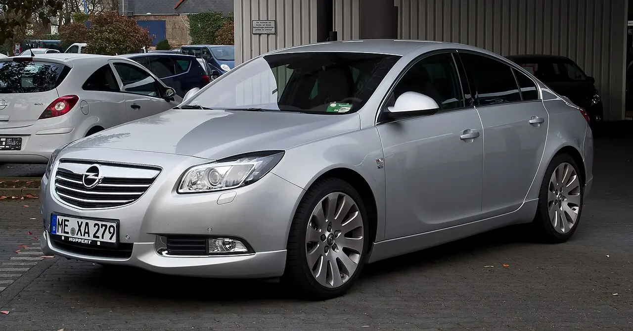 Opel Insignia A