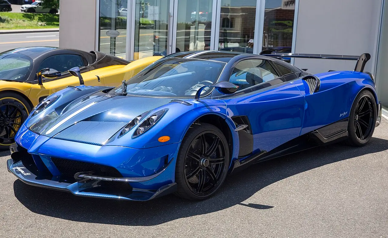 Pagani Huayra Huayra