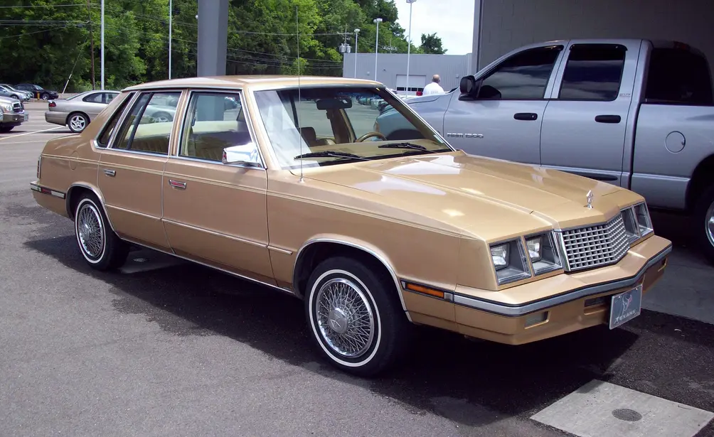 Plymouth Caravelle