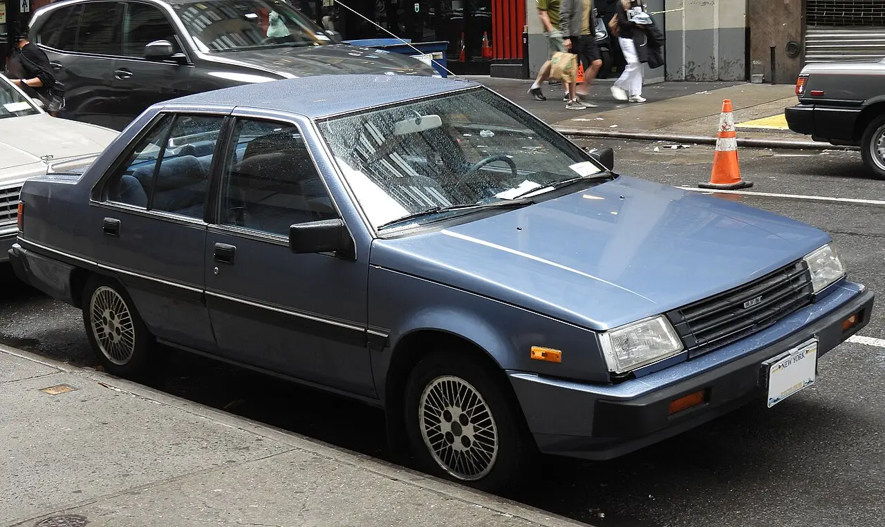 Plymouth Colt fifth generation