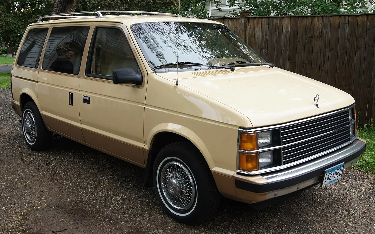 Plymouth Voyager first generation