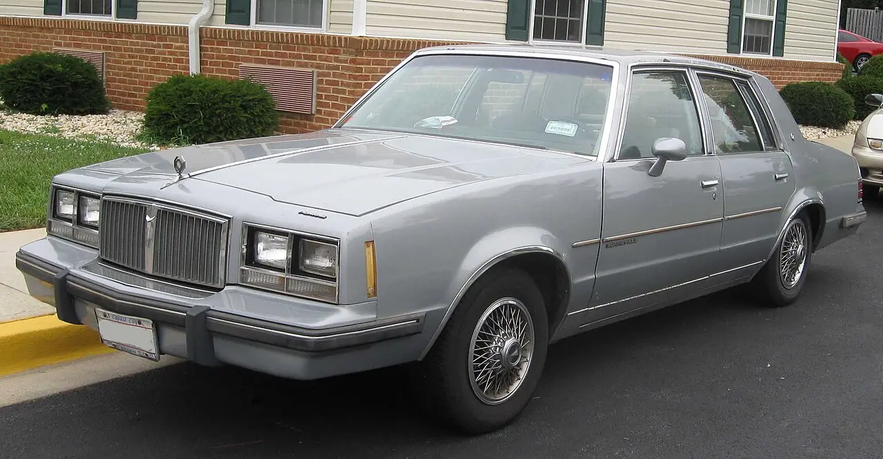 Pontiac Bonneville seventh generation