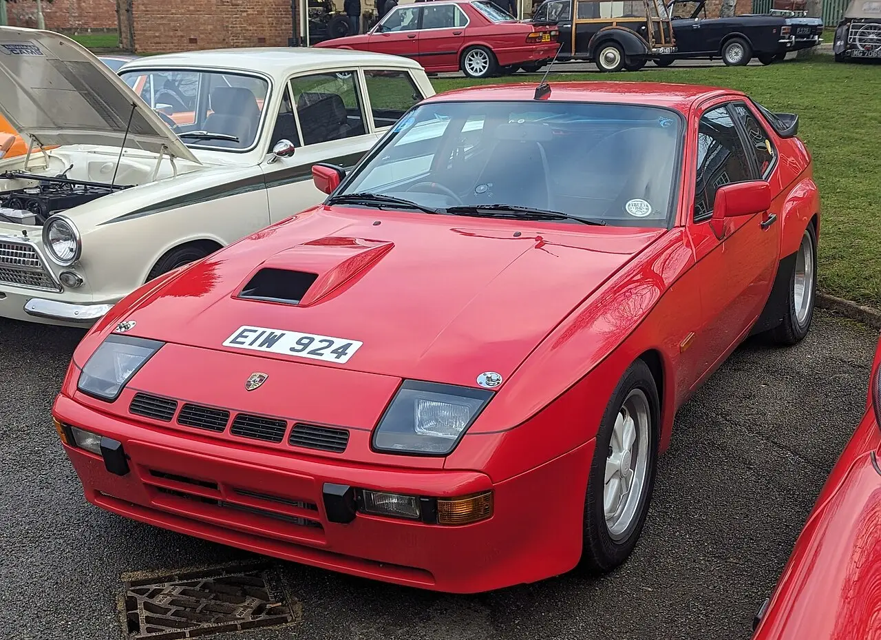 Porsche 924