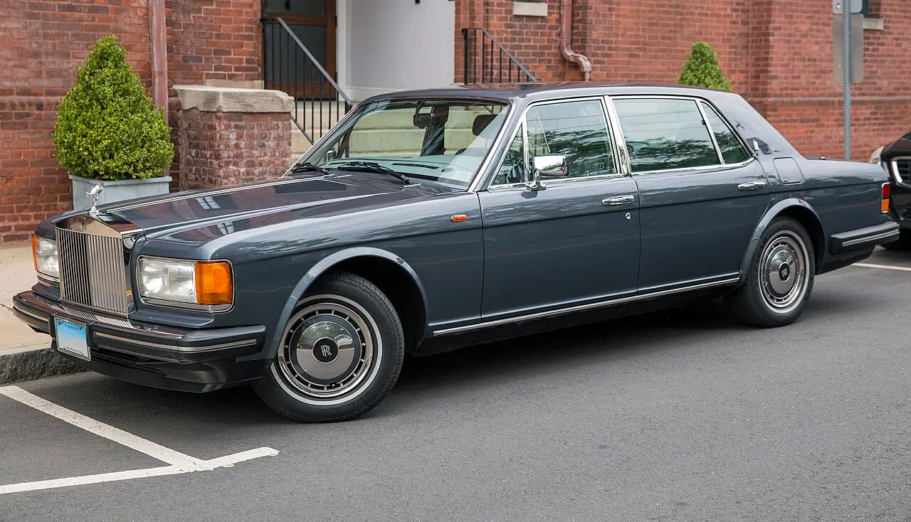 Rolls-Royce Silver Spirit