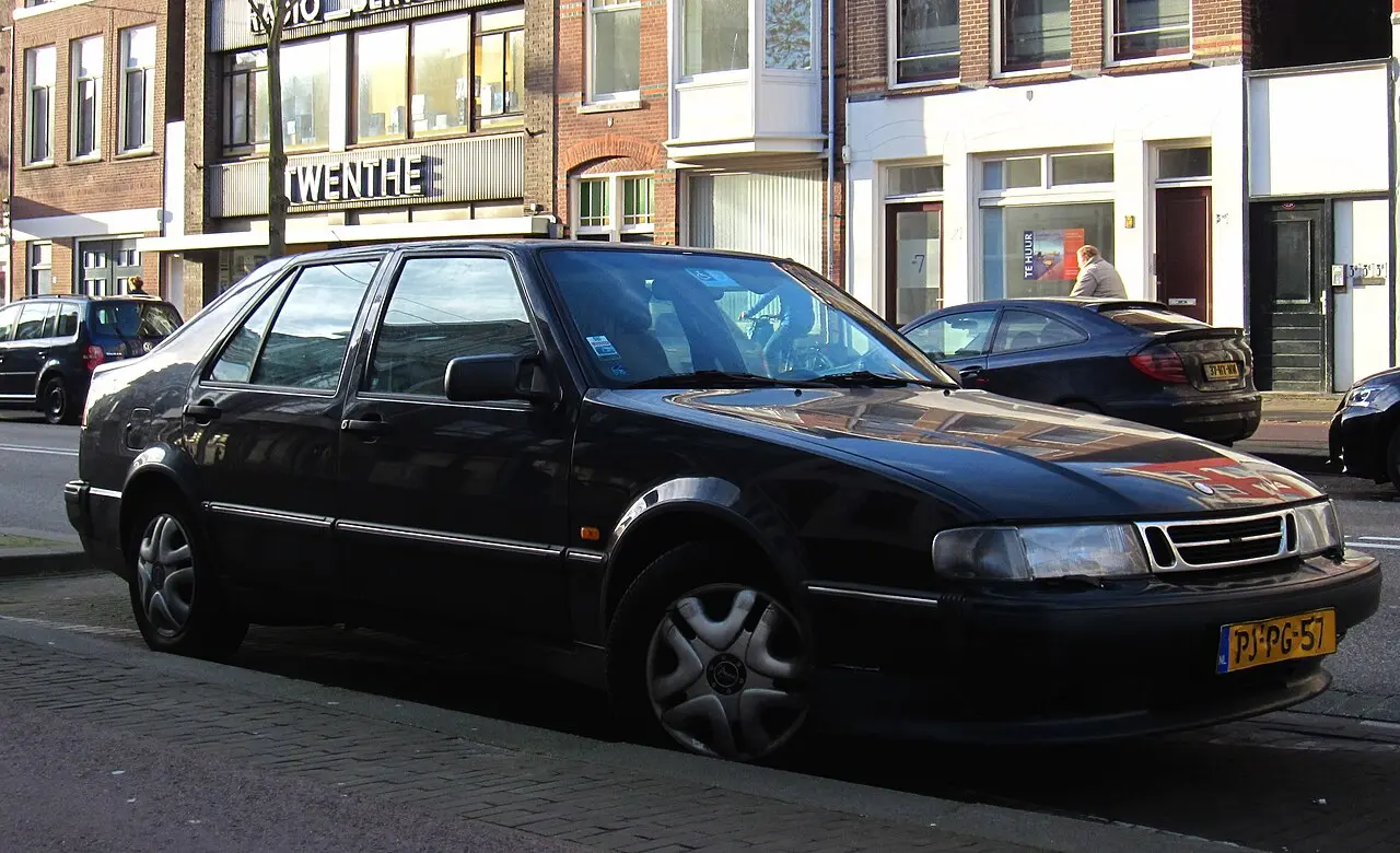 Saab 9000