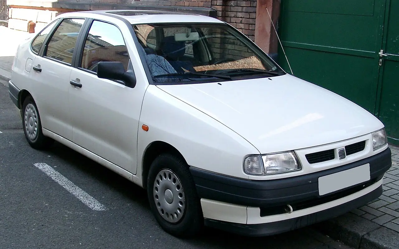 SEAT Córdoba Mk1