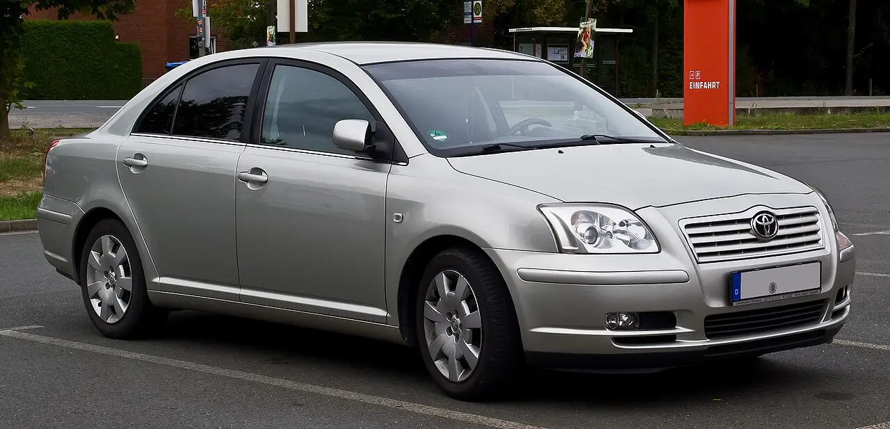 Toyota Avensis second generation