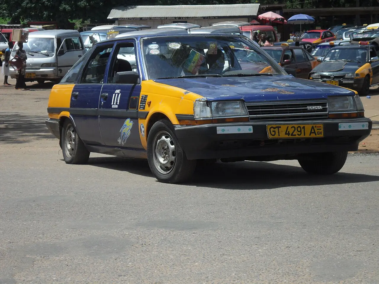 Toyota Carina