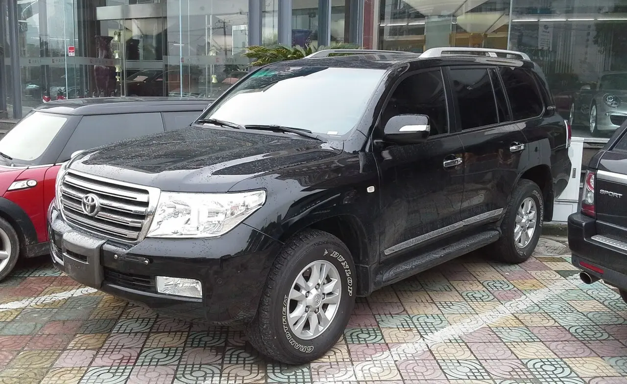 Toyota Land Cruiser J200