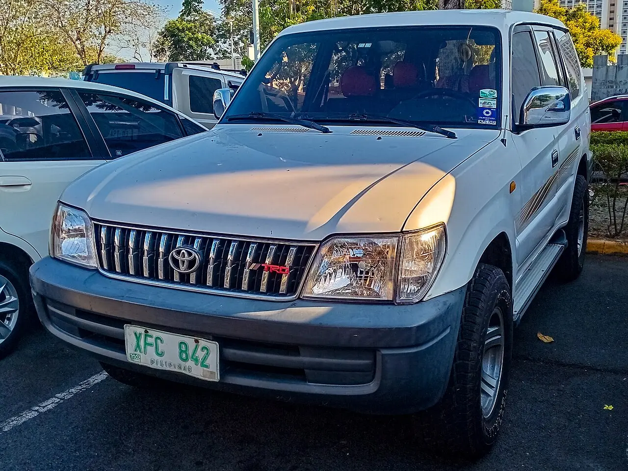 Toyota Land Cruiser J90