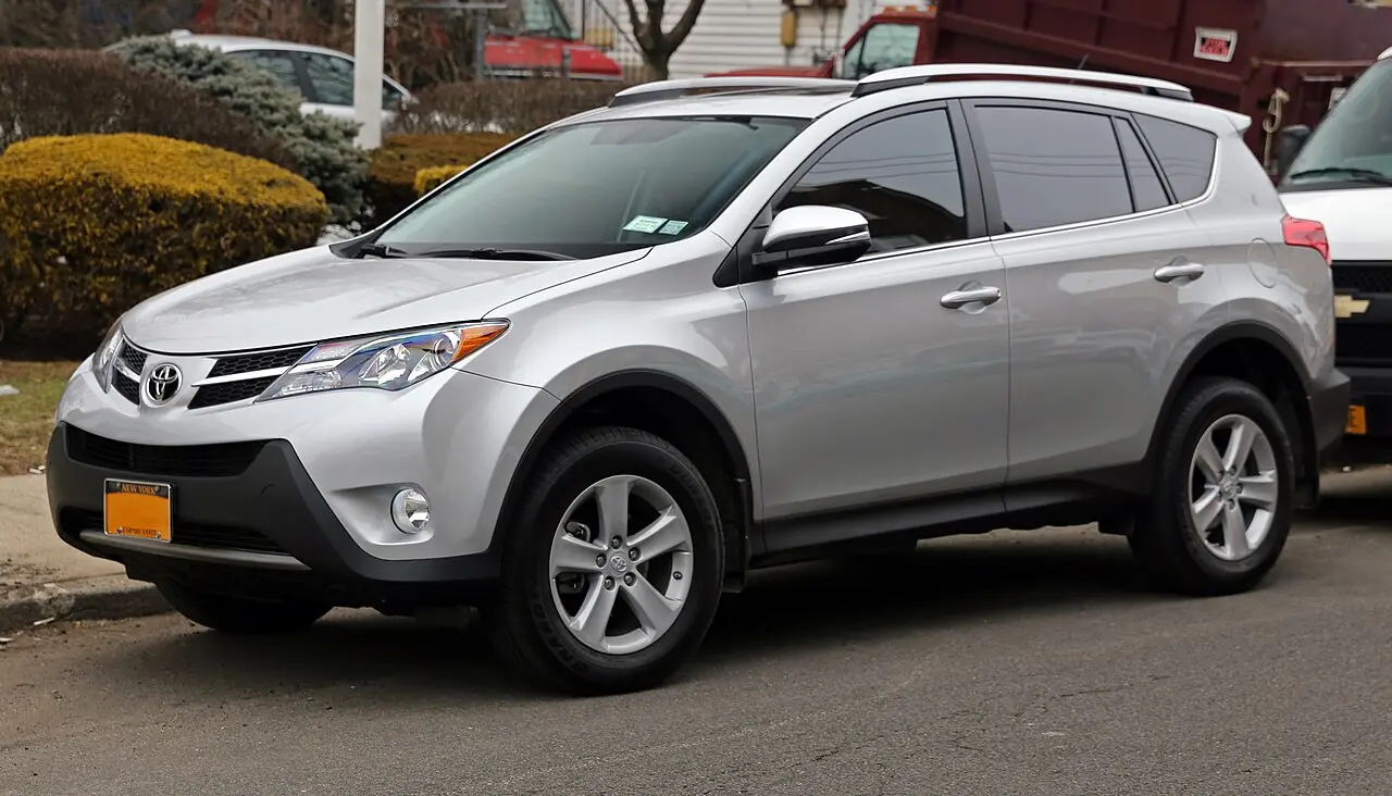 Toyota RAV4 fourth generation