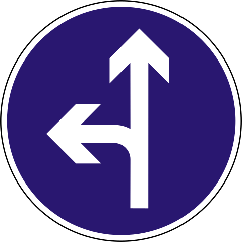 Straight on or turn left (Hungary)